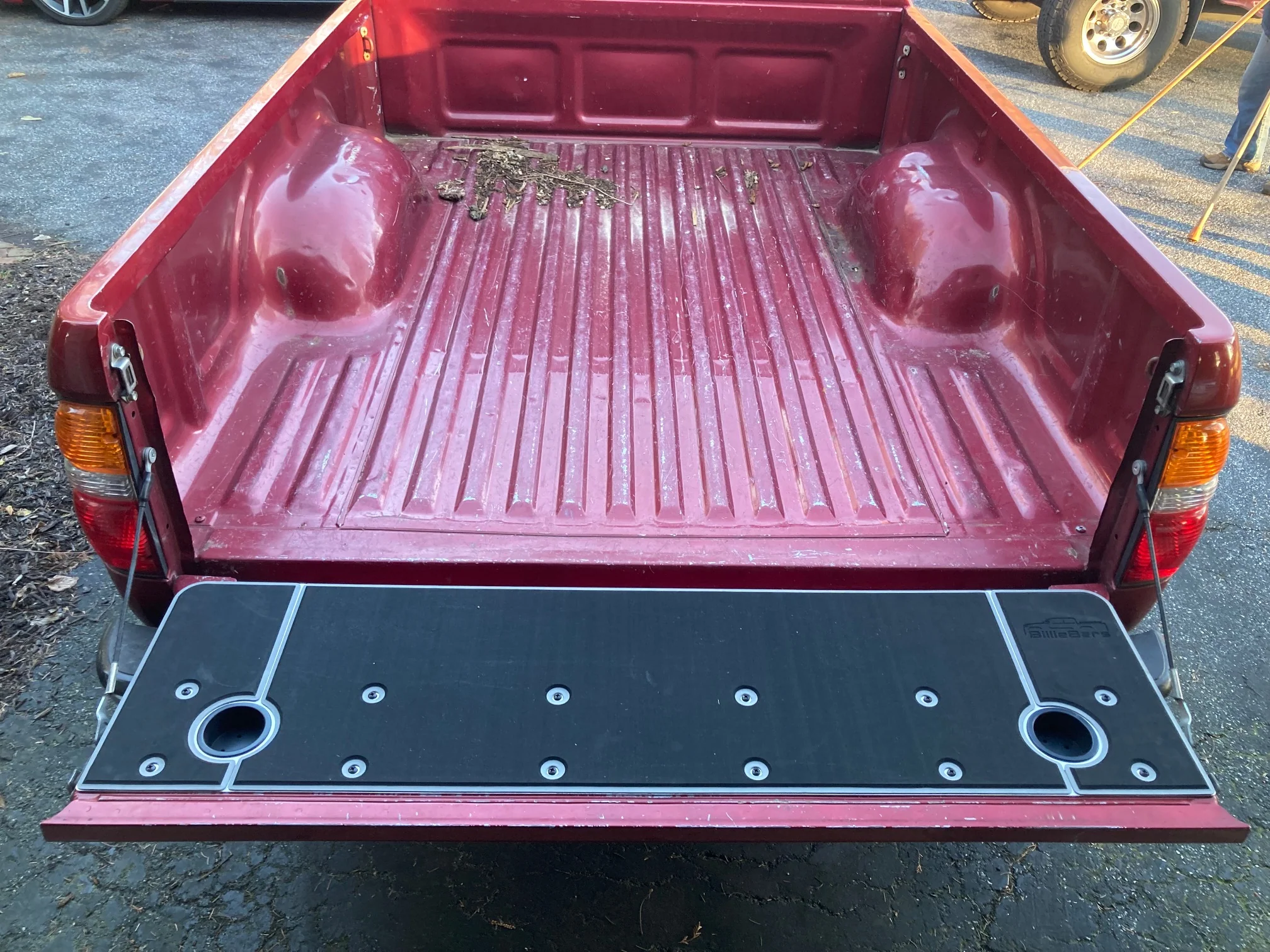 1ST GEN Tacoma Tailgate Cover (1995-2004) - Image 14
