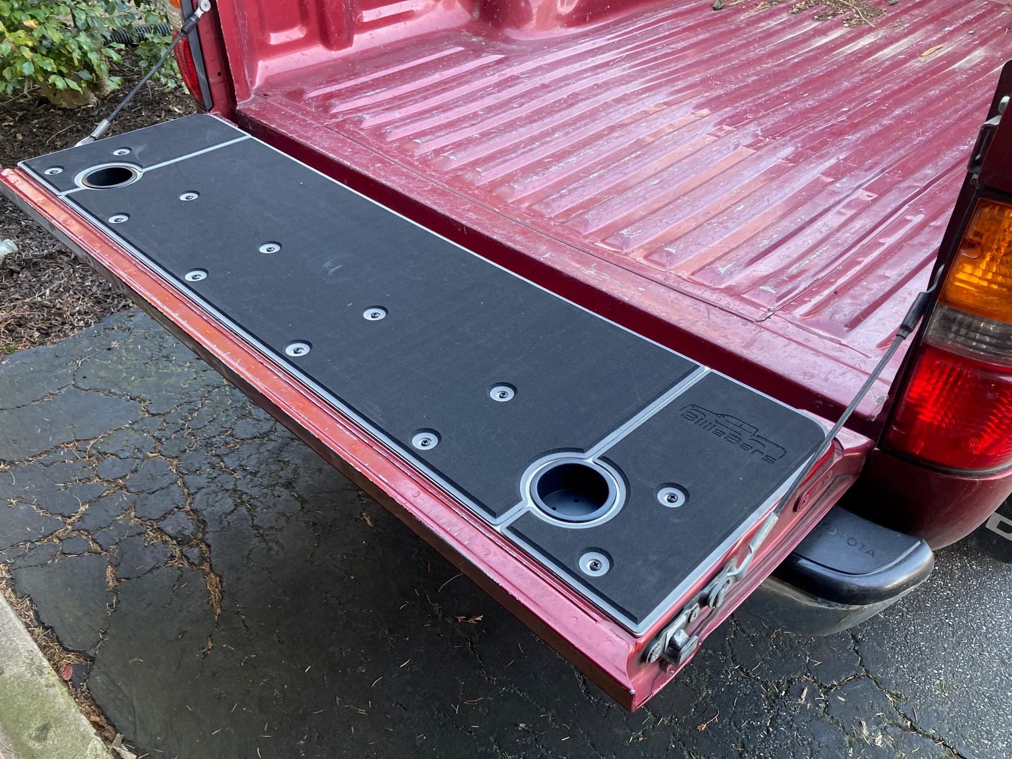 1ST GEN Tacoma Tailgate Cover (1995-2004) - Image 8