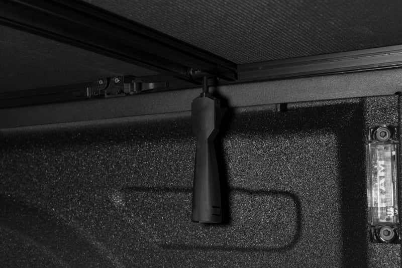 Extang 06-08 Mitsubishi Raider Double Cab (5ft 3in) Trifecta 2.0 - Image 4