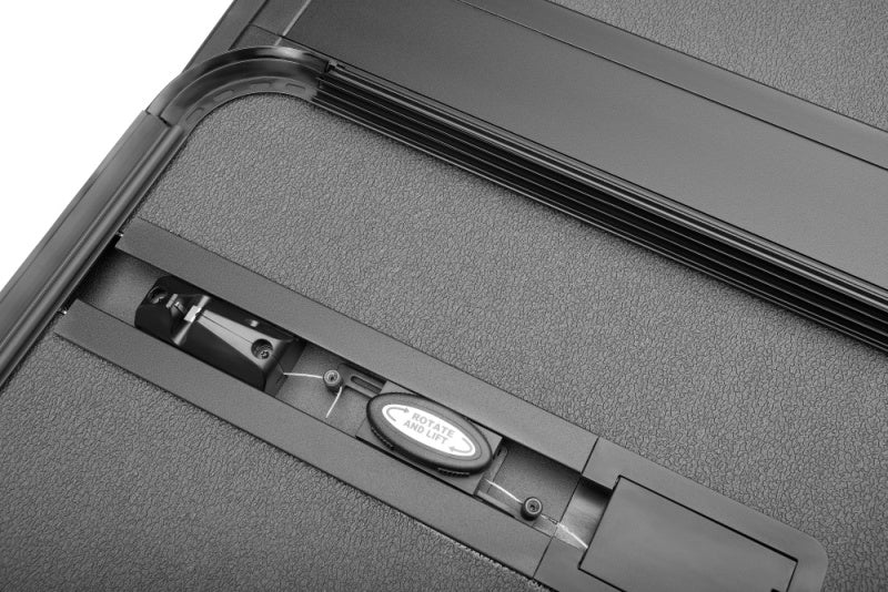 Extang 14-18 Chevy/GMC Silverado/Sierra 1500 (6ft. 7in. Bed) Solid Fold ALX - Image 10