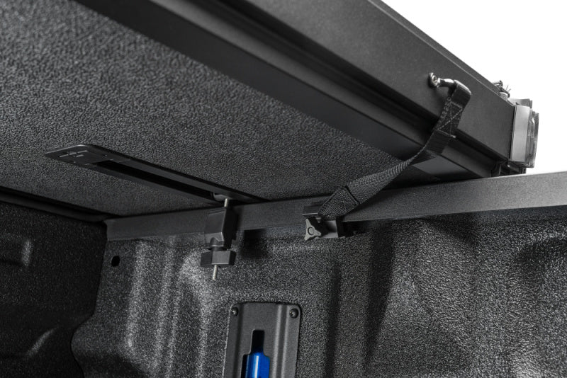 Extang 15-20 Ford F-150 (5ft. 7in. Bed) Solid Fold ALX - Image 9