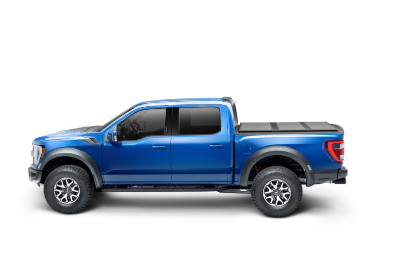 Extang 17-23 Nissan Titan w/o Rail Sys. (5ft. 7in. Bed) Solid Fold ALX - Image 8