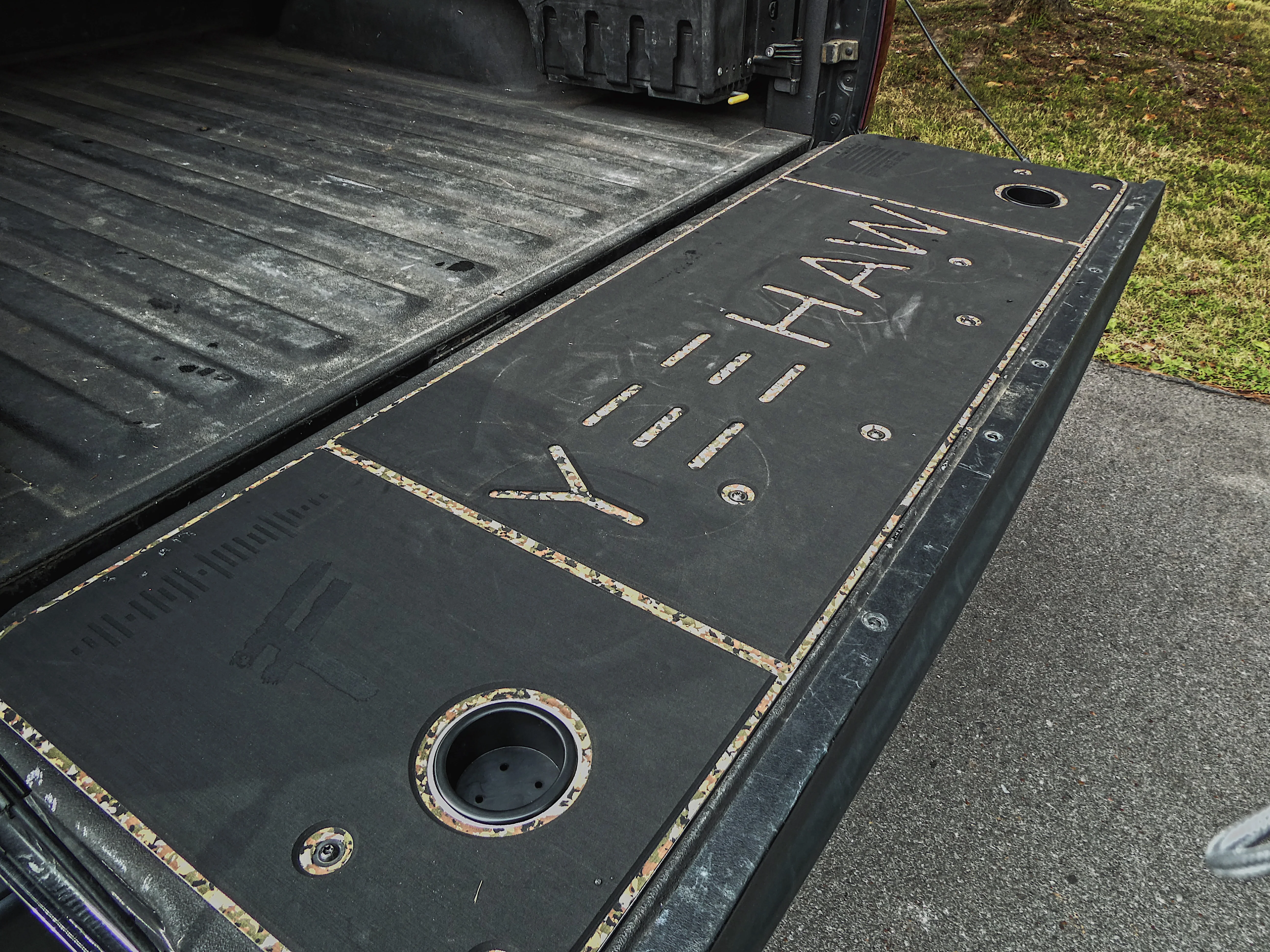 Filmore Tailgate Cover - Image 8