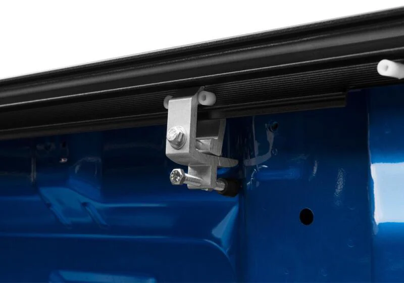 Retrax 07-18 Tundra Regular & Double Cab 6.5ft Bed with Deck Rail System RetraxONE XR - Image 11