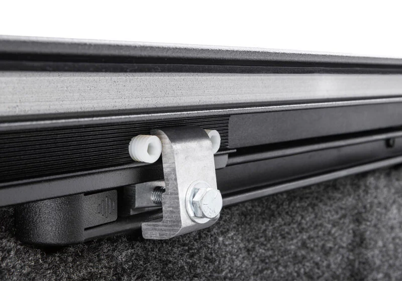 Retrax 2007-2020 Toyota Tundra CrewMax 5.5ft Bed RetraxPRO XR with Deck Rail System - Image 22