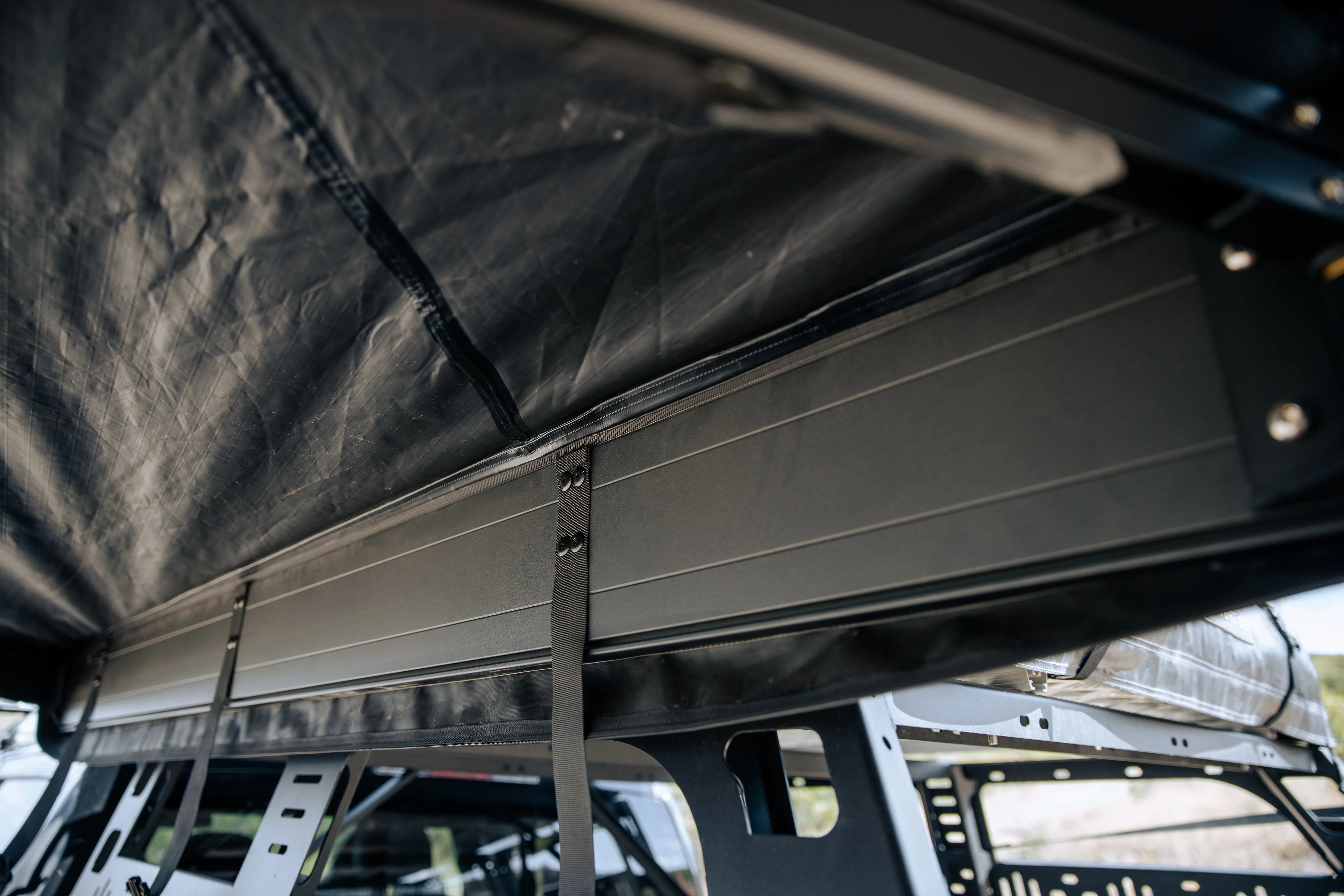 Roam Adventure - ARC 270 AWNING - Image 13