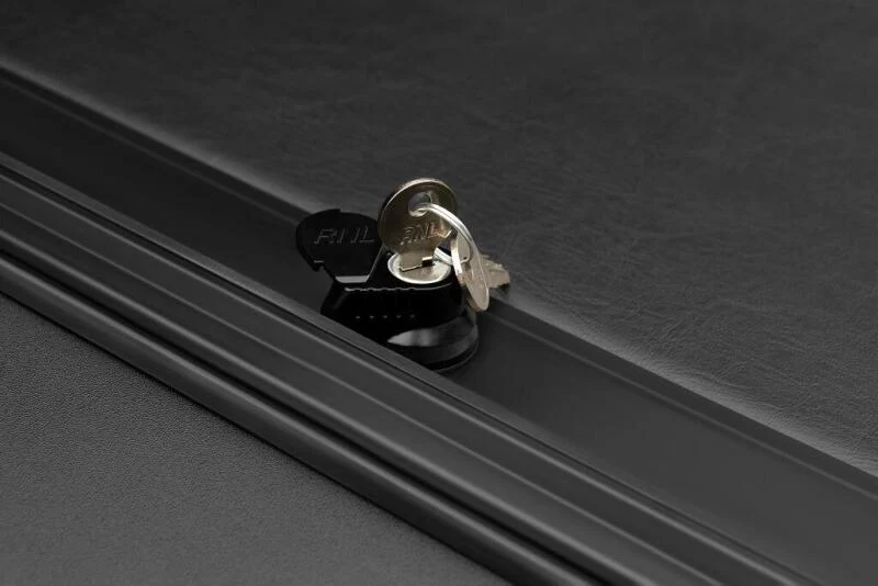 Roll-N-Lock 2019 RAM 1500 65-1/2in M-Series Retractable Tonneau Cover - Image 14