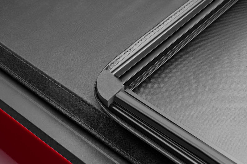 Tonno Pro 16-19 Toyota Tacoma 5ft Fleetside Tonno Fold Tri-Fold Tonneau Cover - Image 3