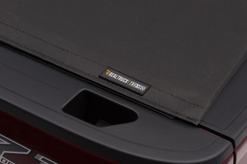 Truxedo 14-18 GMC Sierra & Chevrolet Silverado 1500 5ft 8in Pro X15 Bed Cover - Image 6